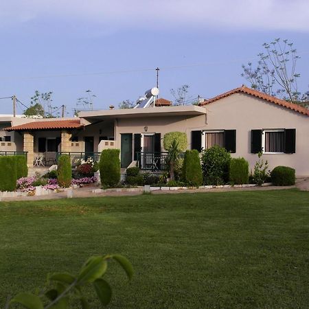 Voulas Apartments Stoúpa Exterior photo