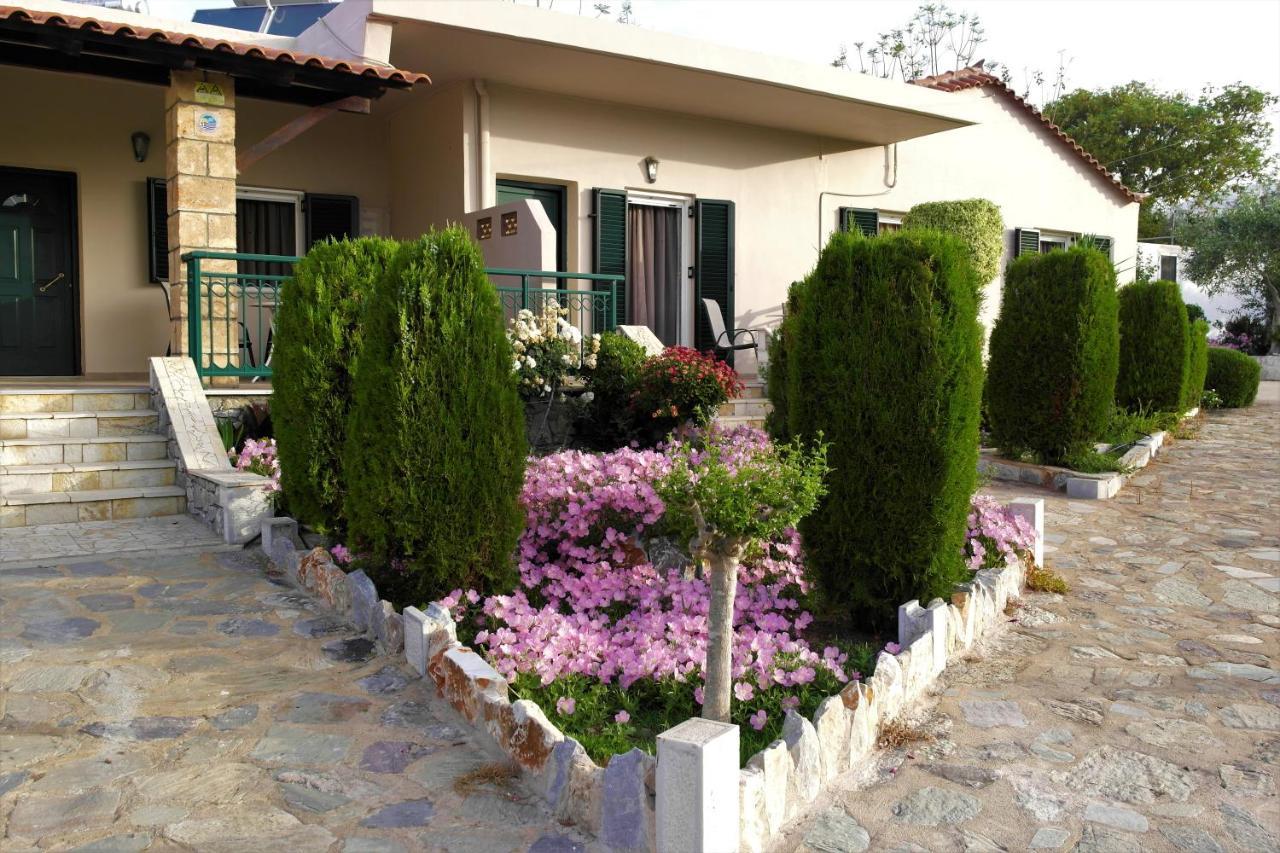 Voulas Apartments Stoúpa Exterior photo