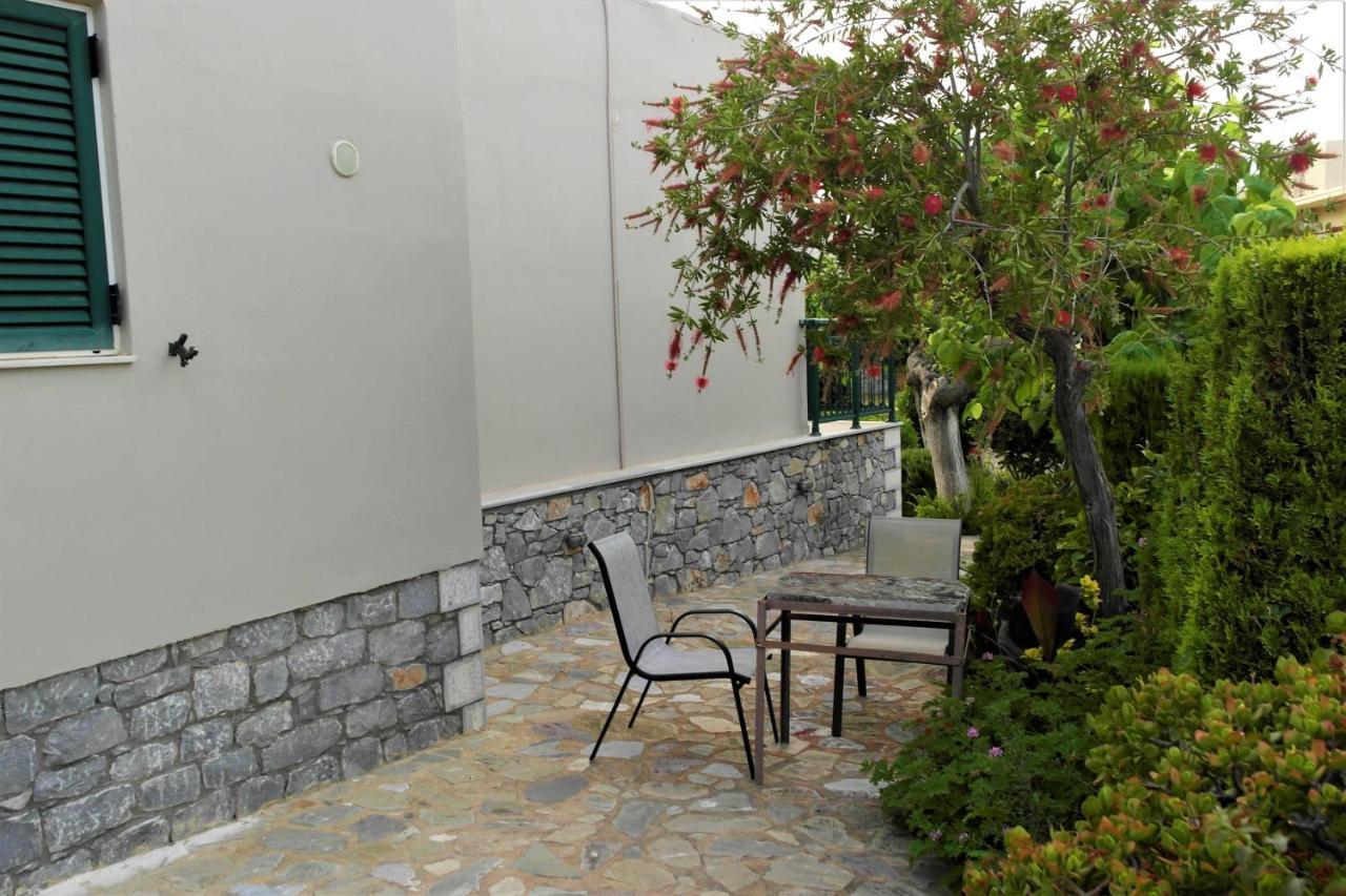 Voulas Apartments Stoúpa Exterior photo